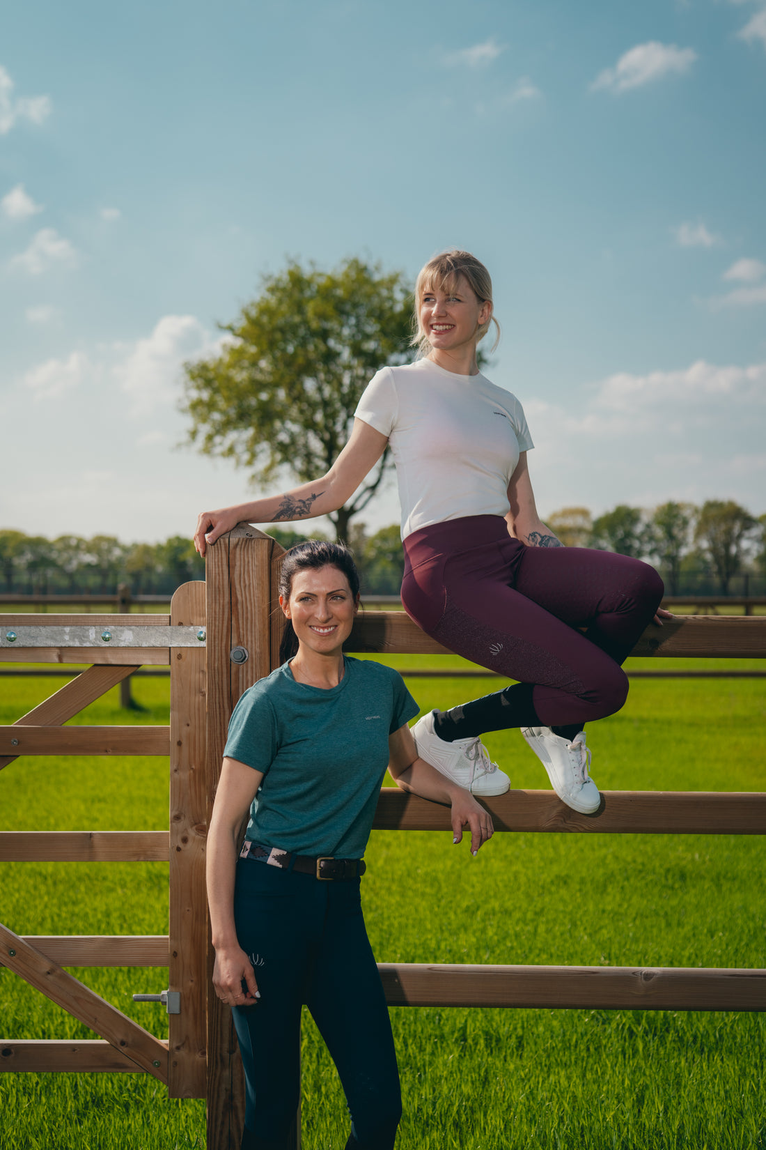 Women's Crewneck T-Shirt - VEL DE REIS EQUESTRIAN